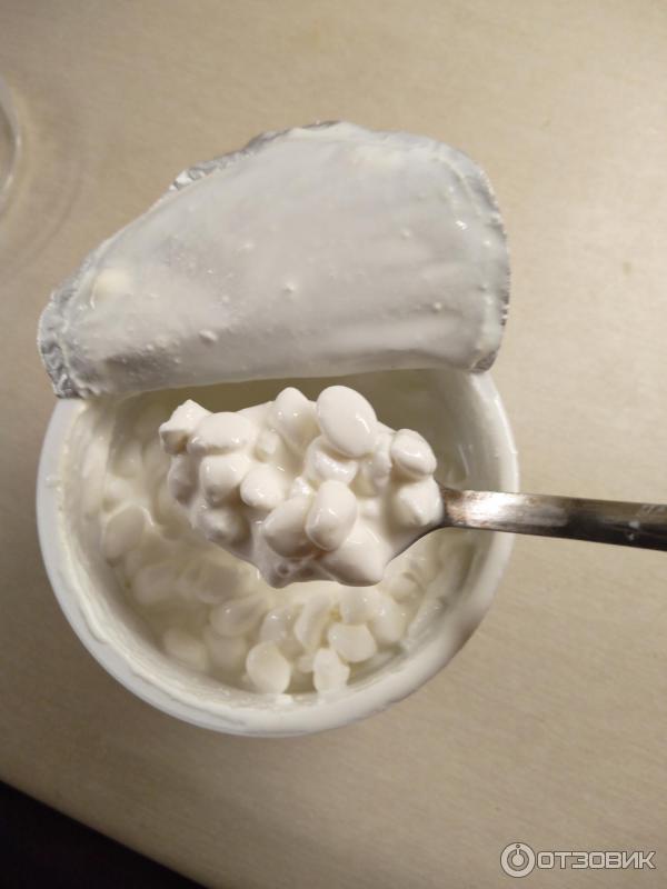 Творожное зерно в сливках Простоквашино 7% фото