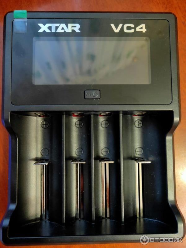 Зарядное устройство XTAR VC4 фото