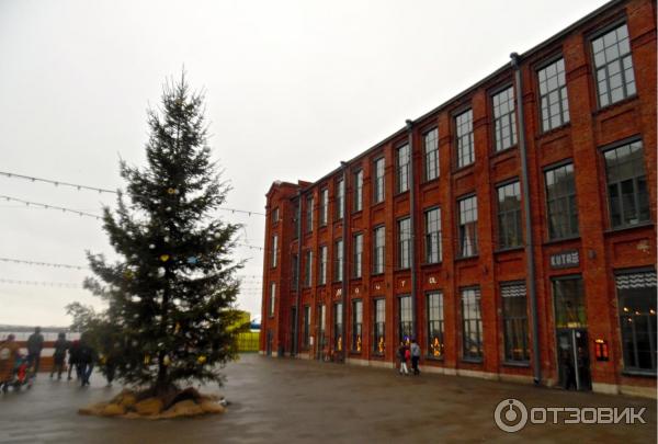 Праздничная ёлка