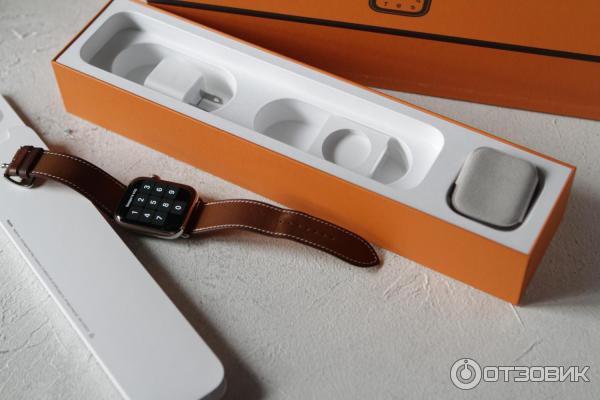 Часы Apple Watch Series 5 фото