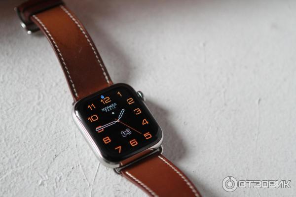 Часы Apple Watch Series 5 фото