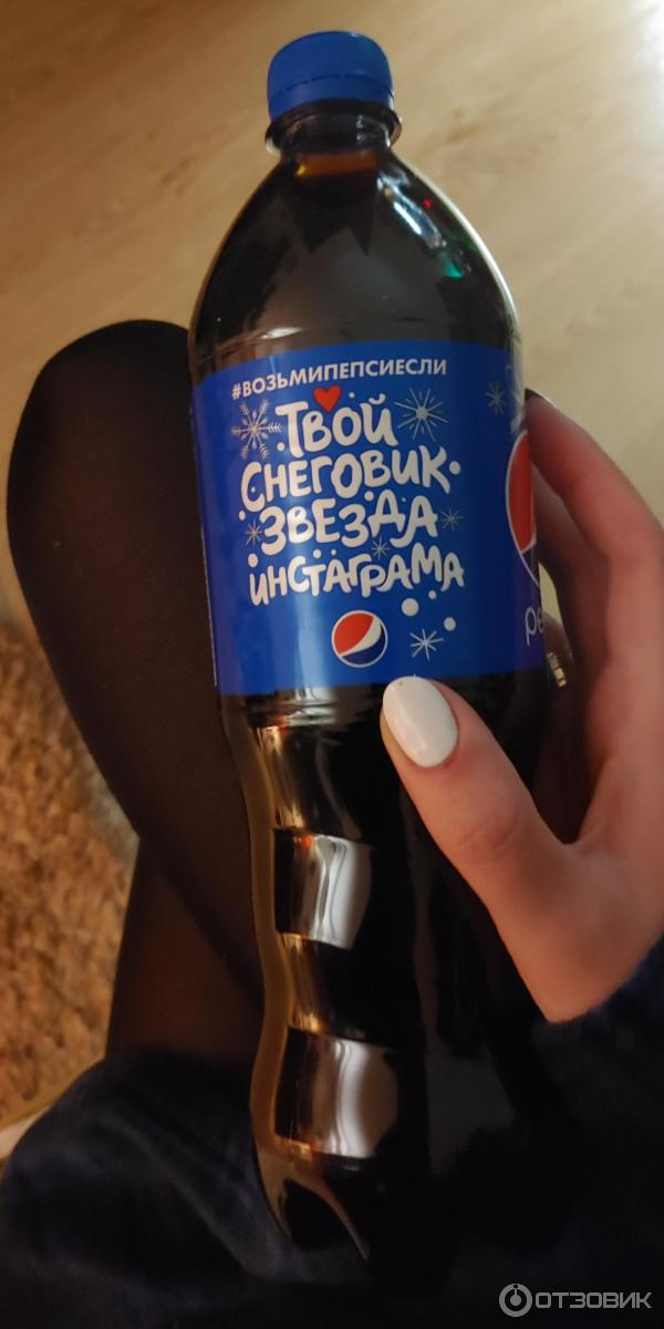 Газированный напиток Pepsi cola фото