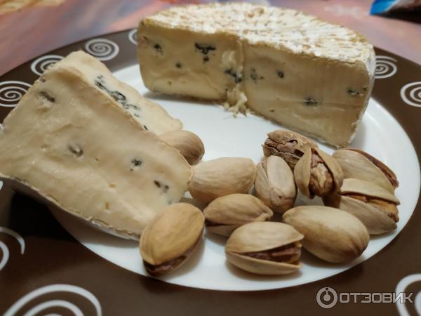 Сыр White cheese from Zhukovka Бресс блю фото