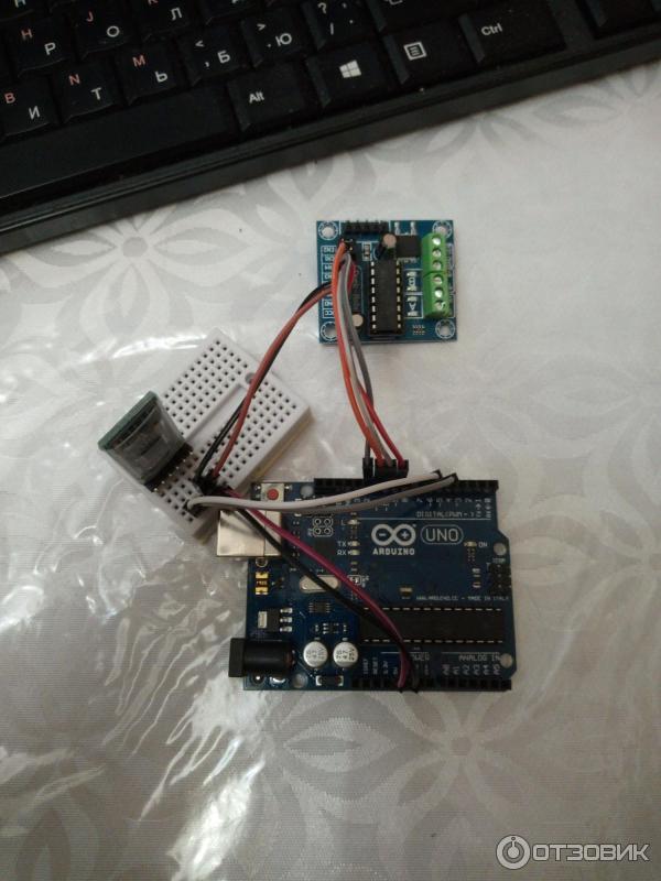 Модуль Arduino UNO фото