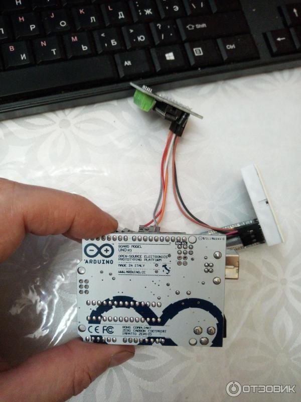 Модуль Arduino UNO фото