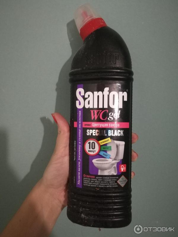 Универсальное средство для чистки сантехники Sanfor Black WC-гель фото