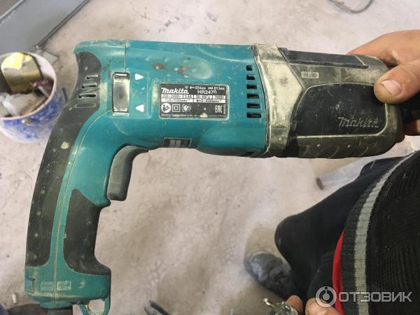 Перфоратор Makita HR 2470 фото