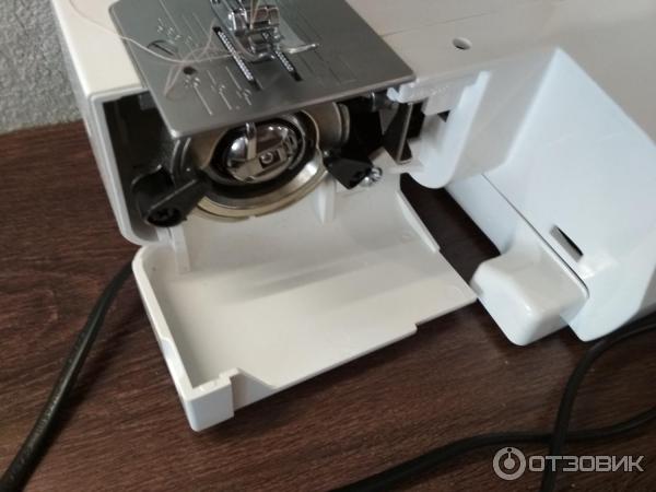 Швейная машина Janome Ami 15