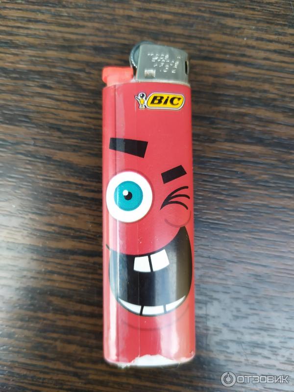 Зажигалка BIC фото