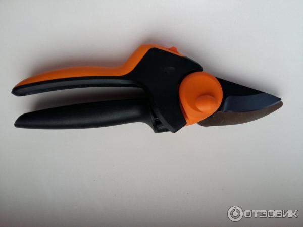 Секатор садовый Fiskars PowerGearX M PX92 фото