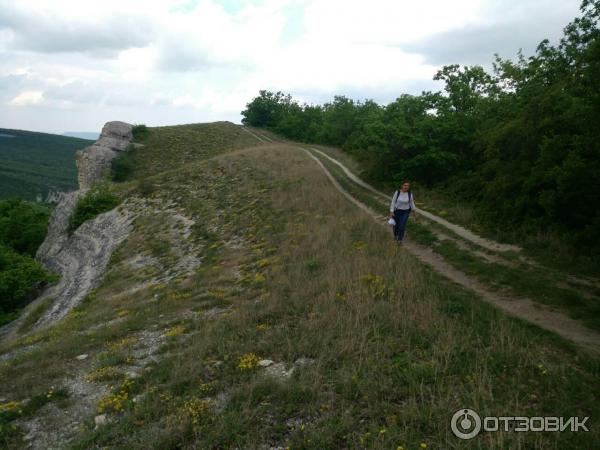 Экскурсия к пещерному городу Бакла (Крым) фото