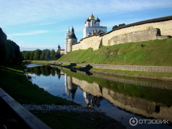 Вид на Кремль со стороны смотровой площадки на Запсковье.