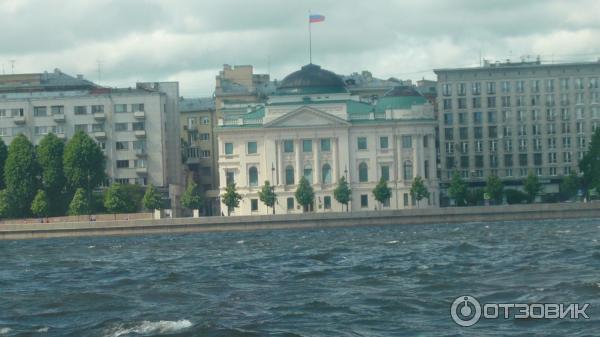 Водная экскурсия по рекам и каналам Санкт-Петербурга (Россия) фото