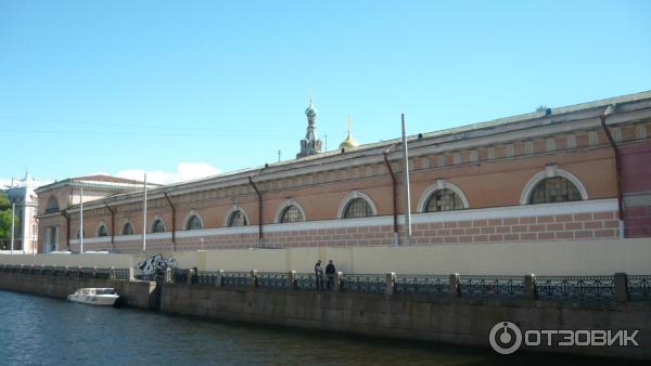 Водная экскурсия по рекам и каналам Санкт-Петербурга (Россия) фото