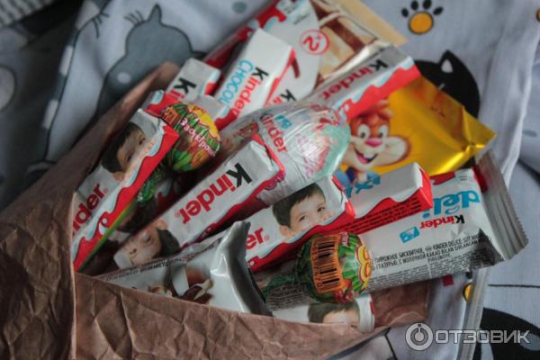 Шоколадно-вафельный батончик Kinder Bueno фото