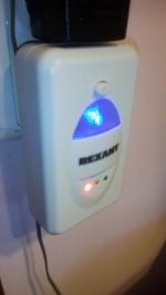 Ультразвуковой отпугиватель от вредителей с LEG индикатором "Rexant" 71-0018 фото