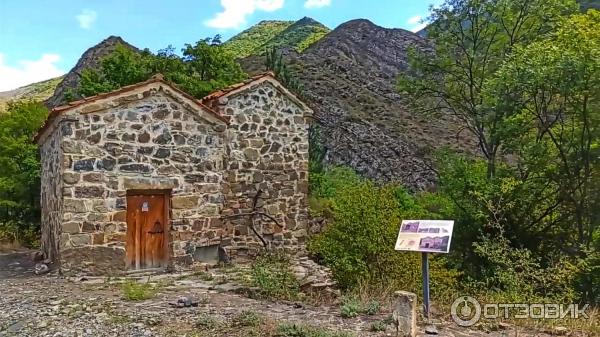 Монастырь Атени Сиони (Грузия, Гори) фото