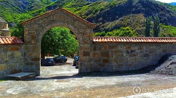Монастырь Атени Сиони (Грузия, Гори) фото