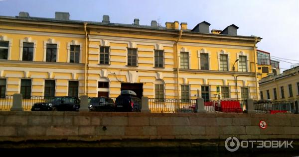 Водная экскурсия по рекам и каналам Санкт-Петербурга (Россия) фото