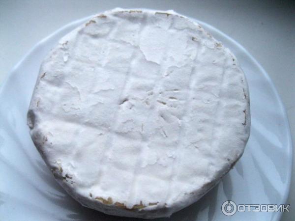 Сыр White cheese from Zhukovka Бресс блю