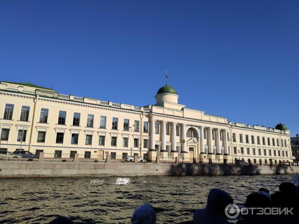 Водная экскурсия по рекам и каналам Санкт-Петербурга (Россия) фото