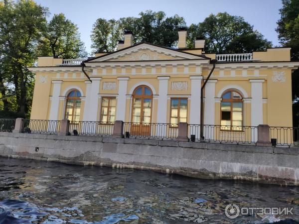 Водная экскурсия по рекам и каналам Санкт-Петербурга (Россия) фото