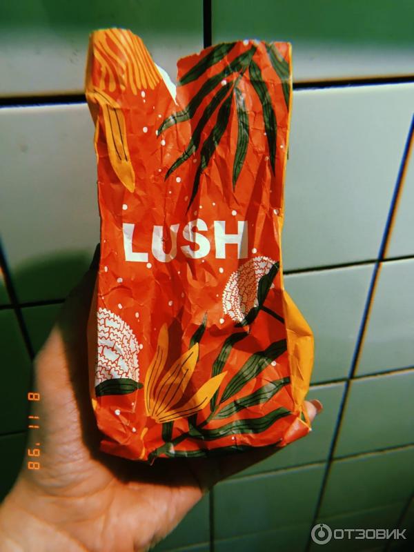 Бомба для ванны Lush Шаромонстр фото