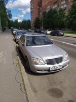 Автомобиль Mercedes-Benz S-Class W220 седан фото