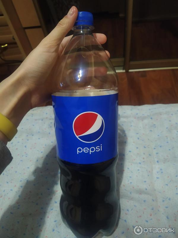 Газированный напиток Pepsi cola фото