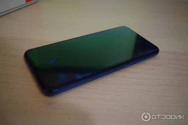 Смартфон Xiaomi Mi9 SE фото