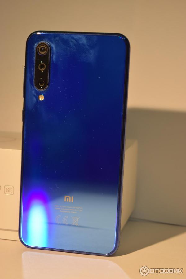 Смартфон Xiaomi Mi9 SE фото