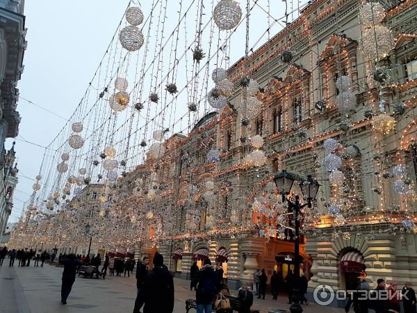 Бесплатная самостоятельная экскурсия по праздничной Москве