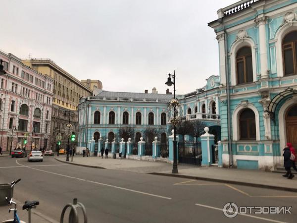 Бесплатная самостоятельная экскурсия по праздничной Москве