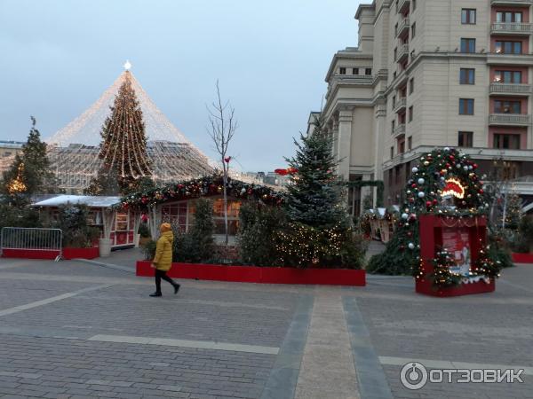 Бесплатная самостоятельная экскурсия по праздничной Москве