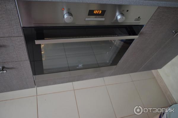 Духовой шкаф electrolux eob53434ak