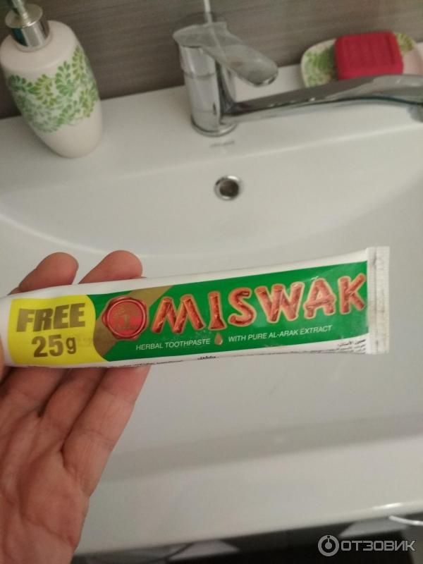 Натуральная зубная паста Dabur Miswak фото