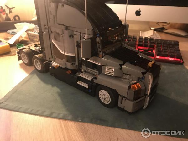 Конструктор LEGO Technic 42078 Грузовик MACK фото