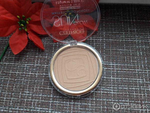 Пудра Catrice Sun Glow Matt Bronzing Powder фото