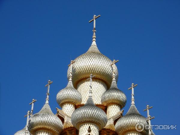 Дом Ошевнева из деревни Ошевнево в музее-заповеднике Кижи (Россия, Карелия) фото