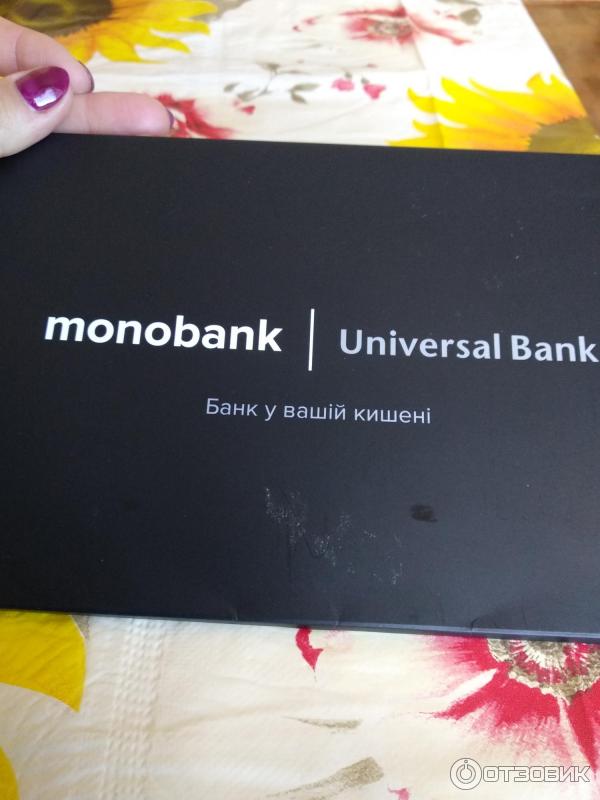 Банковская карта Monobank фото