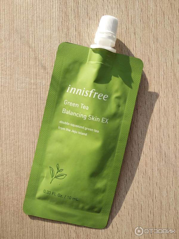 Тоник Innisfree Green Tea Balancing Skin фото