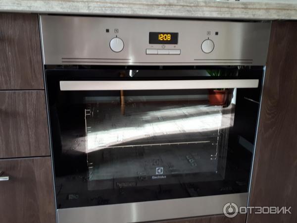 Электрический духовой шкаф electrolux ezb 53410 ak