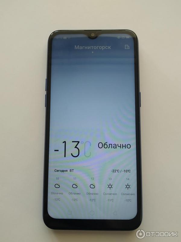 Смартфон Realme C2, фото