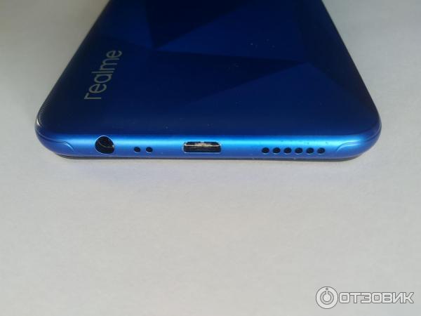 Смартфон Realme C2, фото