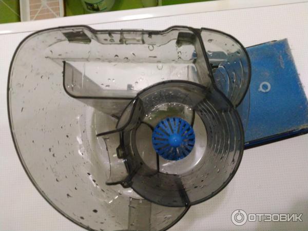 Отзыв о Пылесос Philips Power Cyclone 5 Мощный малыш.