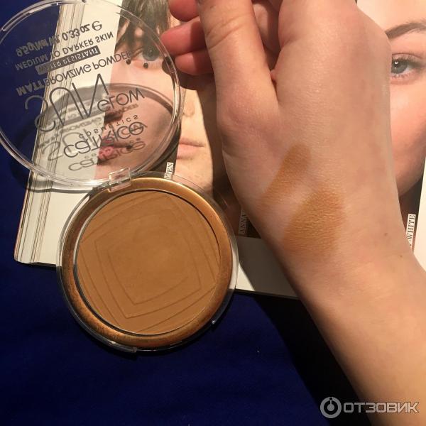 Пудра Catrice Sun Glow Matt Bronzing Powder фото