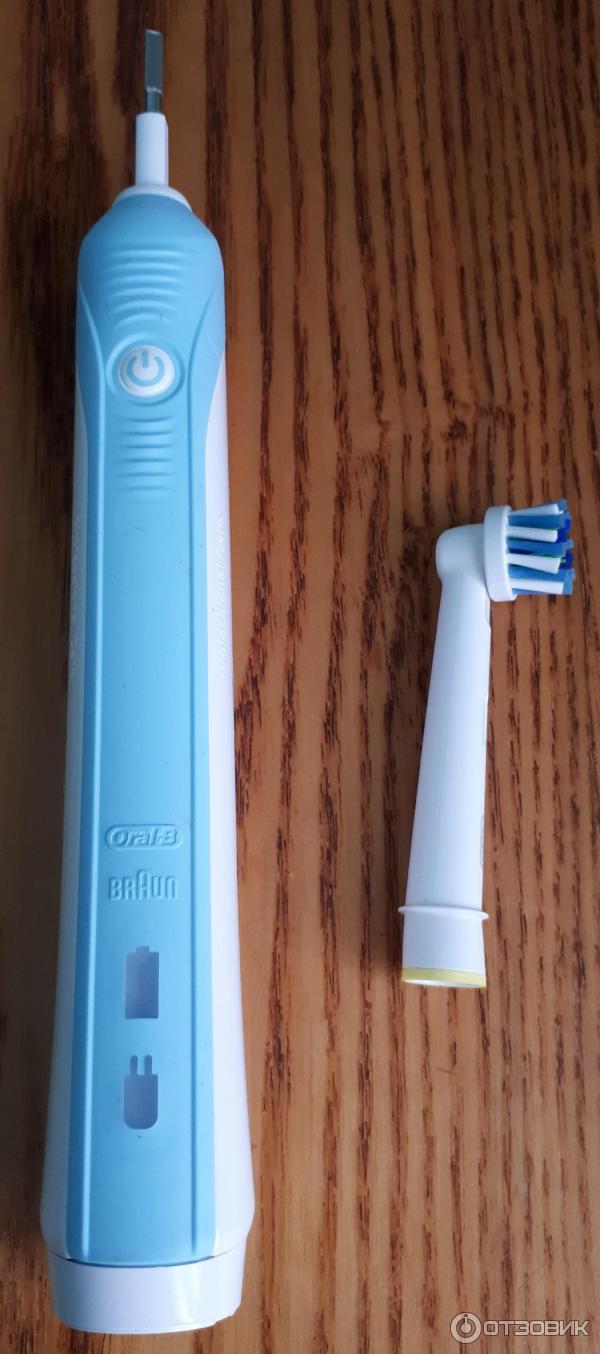 Электрическая зубная щетка Oral-B Pro 500 CrossAction