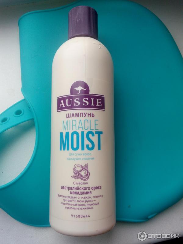 Шампунь Aussie Miracle Moist для сухих и поврежденных волос фото