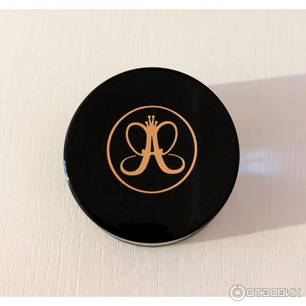 Помадка для бровей Anastasia Beverly Hills Dipbrow pomade в оттенке Dark brown