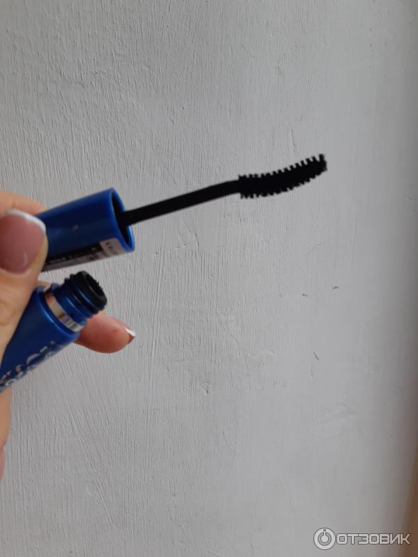 Тушь для ресниц Maybelline Volum Express Curved Brush фото